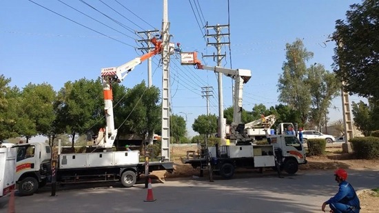 آغاز ساخت خط دو مداری شبکه فشار متوسط شرق به غرب اهواز