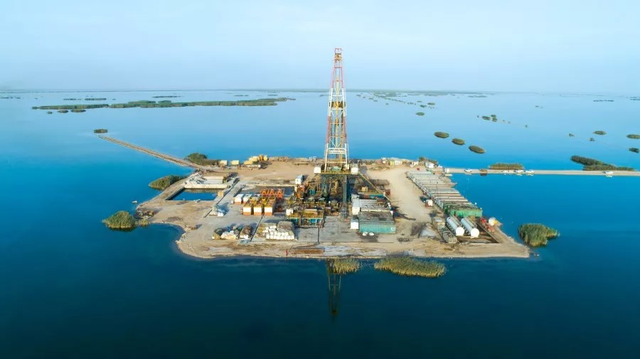 راه اندازی نخستین پمپ درون چاهی در میدان آزادگان جنوبی