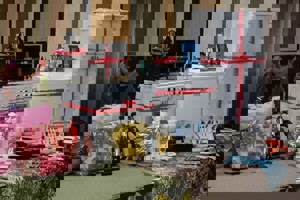 اهدای ۲۲۵ سری جهیزیه به نوعروسان کم بضاعت خوزستان