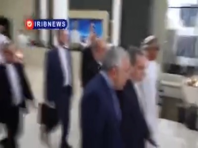 عزیمت عراقچی و هیئت مذاکره کننده ایران به سمت محل مذاکرات