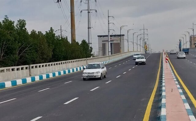 افتتاح تقاطع غیرهمسطح میدان جمهوری اهواز پس از ۳۲ ماه