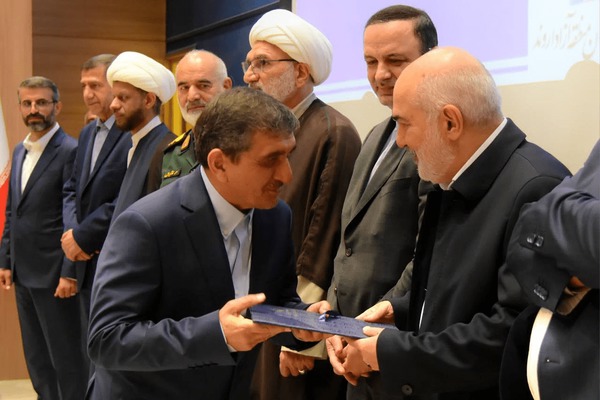 چرا اروند در مدیریت خانزادی جان نگرفت؟