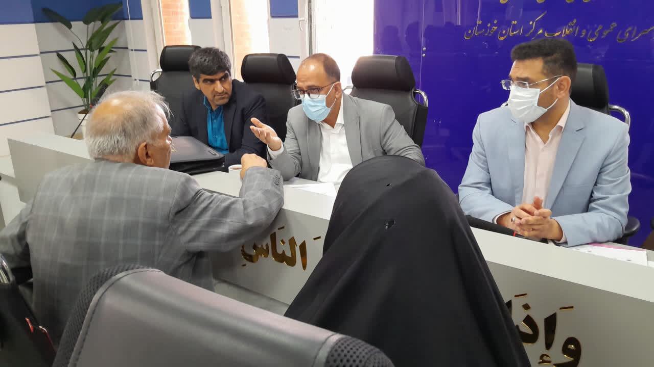 بررسی مشکلات قضایی در دیدار مردمی دادستان مرکز خوزستان