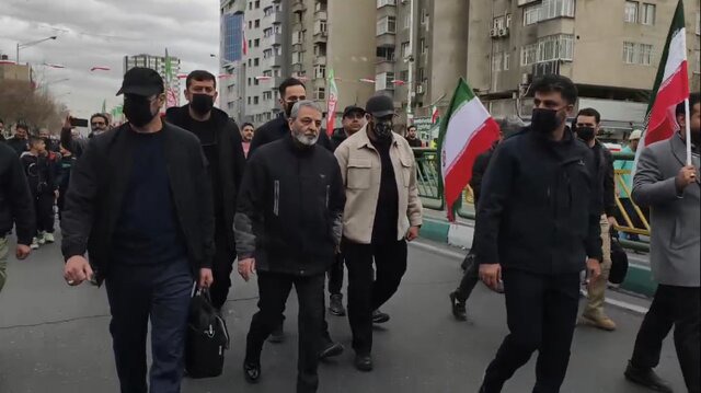 حضور سرلشکر موسوی در راهپیمایی ۲۲ بهمن