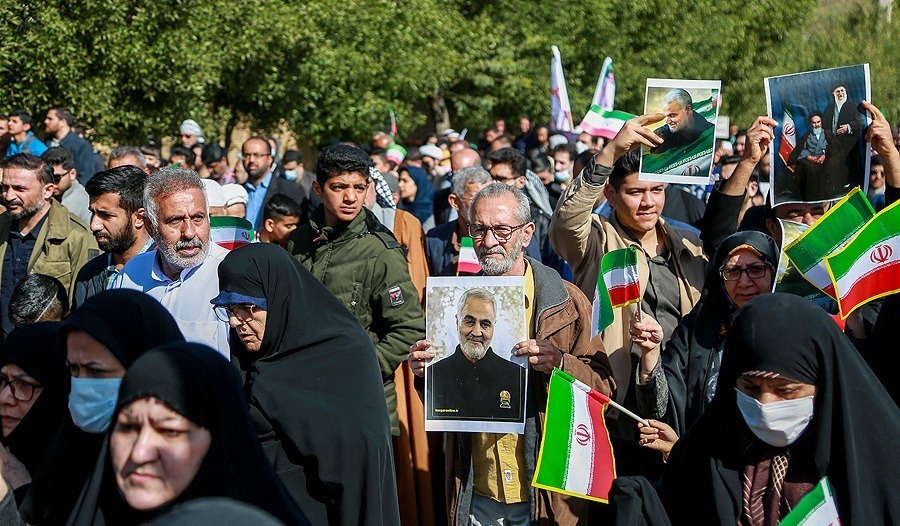 حضور حماسی مردم دزفول در راهپیمایی ۲۲ بهمن ماه ۱۴۰۴