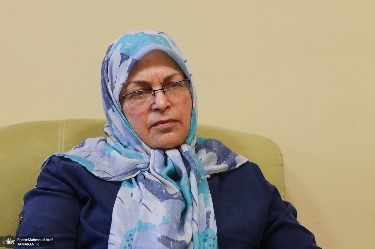 آذر منصوری آزاد شد