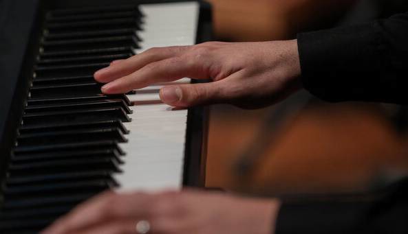 انتشار رایگان آلبوم موسیقی یک فیلم سینمایی؛ «سالن ۴» شنیدنی شد