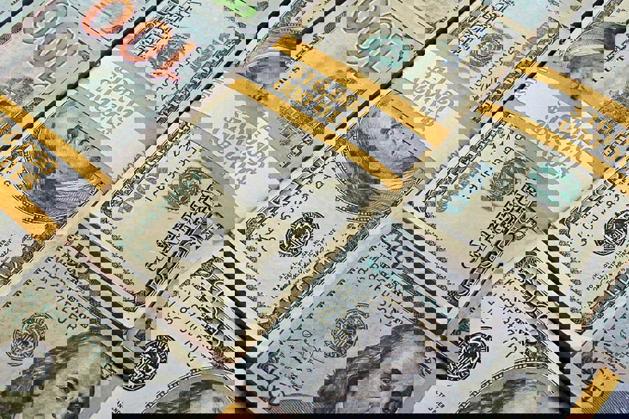 گزارش روزانه بازار رسمی ارز؛ قیمت دلار ثابت ماند