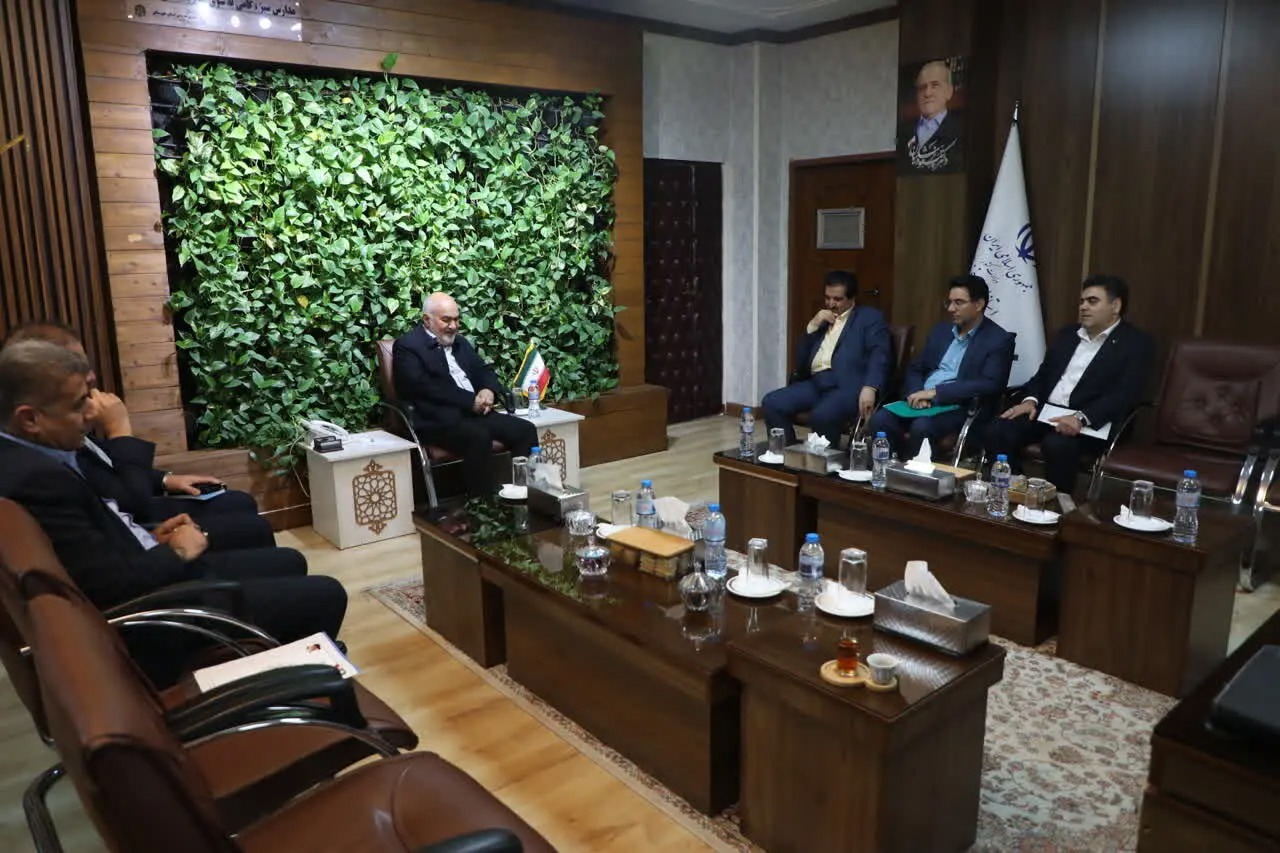 تأکید بر تسهیل امور کسب‌وکارها و پرداخت تسهیلات مصوب در استان خوزستان