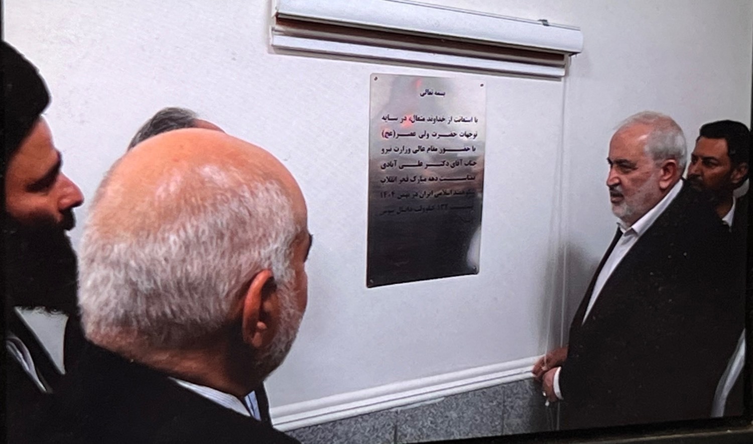 بهره برداری و آغاز ساخت ۴۰۸ طرح شرکت توزیع برق اهواز