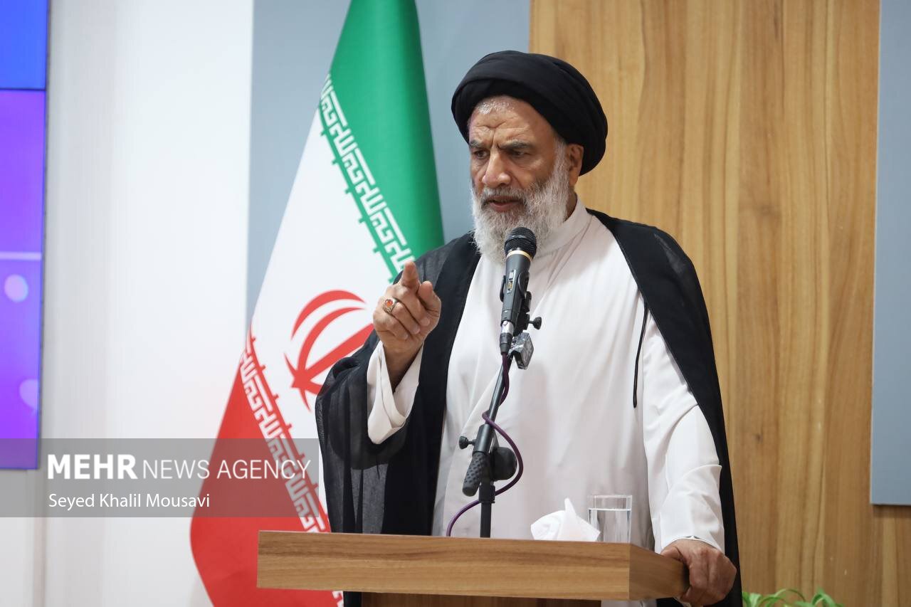 موسوی فرد: قرآن فانوس نجات در طوفان جنگ نرم است