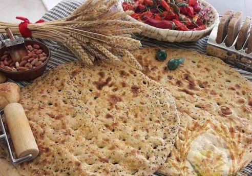 آغاز پخت نان با آرد کامل در شهرستان اندیمشک