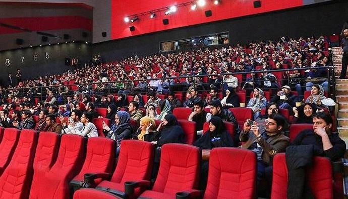 عرضه بلیت نیم بها دو روز در هفته/ قیمت نیمی از سانس‌های سینما کمتر از سال جاری