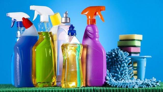 لزوم رعایت توصیه‌های ایمنی هنگام استفاده از شوینده‌ها و مواد شیمیایی