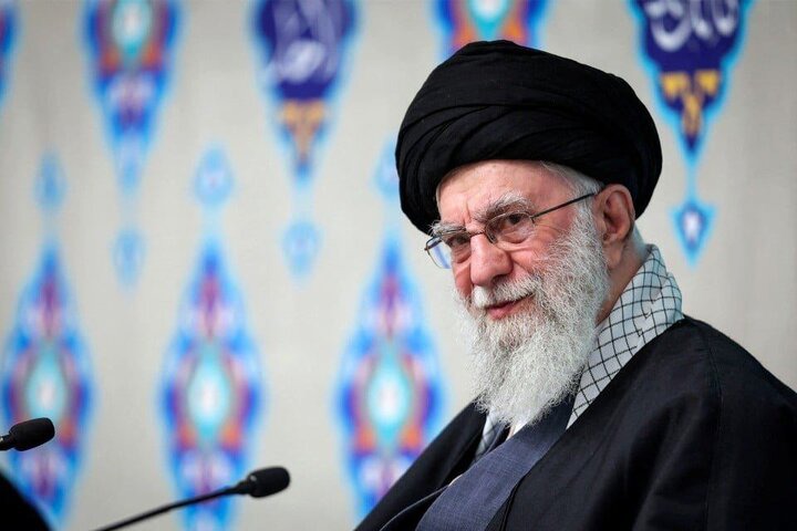 رئیس دفتر رهبر شهید: آقا گفتند مهریهٔ دخترم همان ۱۴ سکه است که برای دیگران سفارش میکنم