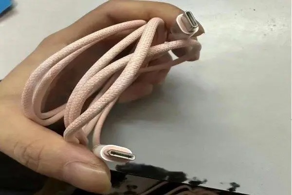 استفاده از گوشی در حال شارژ خطر دارد؟