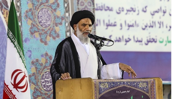 تاکید امام جمعه اهواز بر ضرورت تبعیت از فرامین رهبر معظم انقلاب