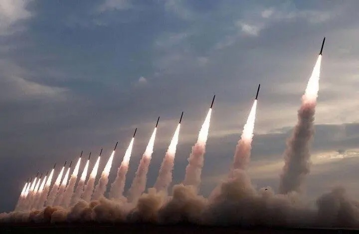 عملیات موشکی ایران؛ ارتش اسرائیل تایید کرد/ قرارگاه خاتم: هشدار داده بودیم حمله به لبنان متوقف شود / فرمانده هوافضای سپاه: الوعده وفا/ترامپ خطاب به ایران: کافی است!/ واشنگتن اجازه حمله به ایران را به اسرائیل نداد