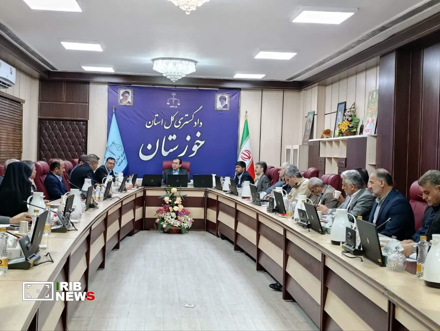 ضرورت همکاری همه دستگاه‌های خوزستان برای بازسازی واحد‌های تولیدی آسیب دیده در جنگ
