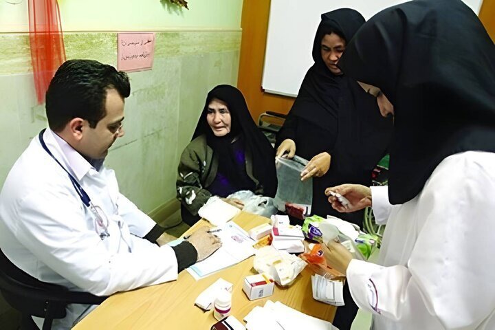 تحقق عدالت در سلامت با اجرای برنامه پزشک خانواده در ۲۴ شهر خوزستان