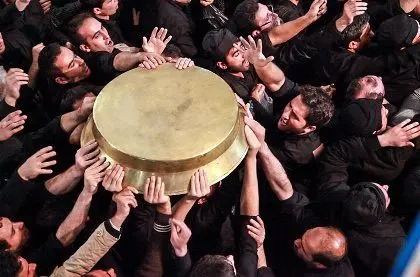 تشت‌گذاری؛ آیین چندصدساله اردبیلی/ چرا پیش از محرم، آذری‌های ایران در مساجد جمع می شوند؟