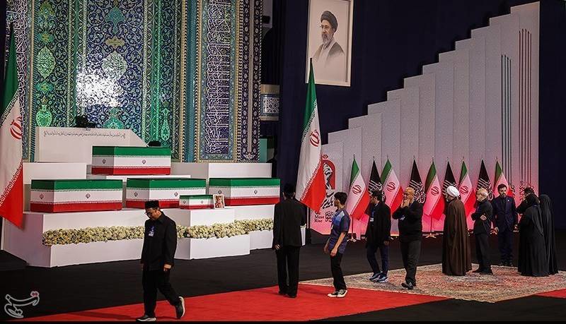 تسنیم: کارزار گسترده آمریکا برای منصرف کردن کشورها از شرکت در مراسم ادای احترام به امام شهید