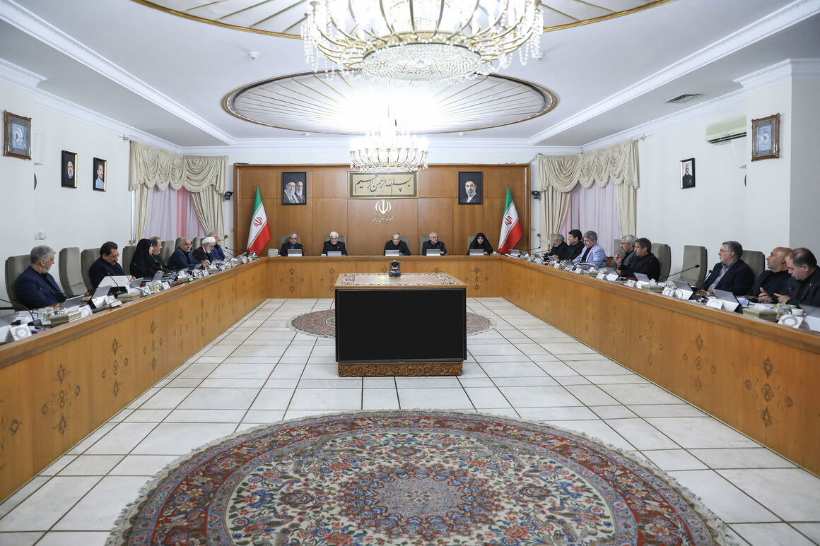 تقدیر رئیس‌جمهوری از تعامل و هماهنگی دستگاه‌ها در برگزاری باشکوه مراسم تشییع رهبر شهید
