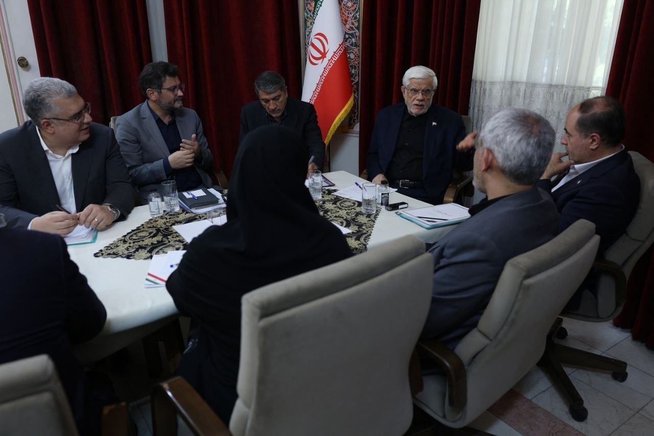 عارف: سازوکارهای همکاری ایران و چین باید بازتعریف شود