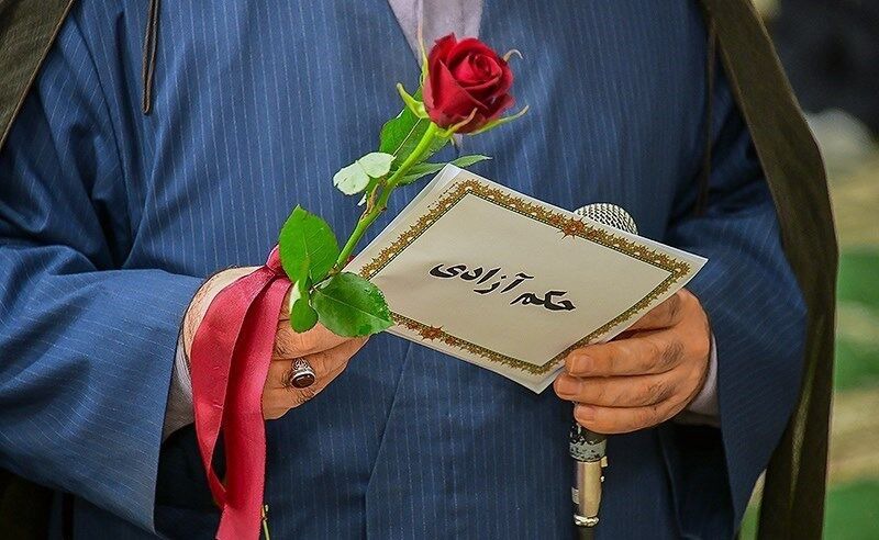 عشق به «رهبر شهید» جان یک محکوم به قصاص را در اهواز نجات داد