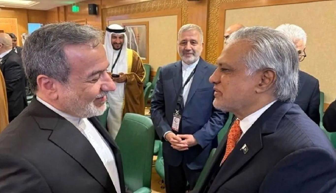 ابراز نگرانی وزیر خارجه پاکستان از تشدید تنش‌ها در دیدار با عراقچی