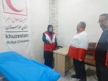 راه اندازی درمانگاه موقت هلال احمر خوزستان در منطقه مرزی شیب عراق