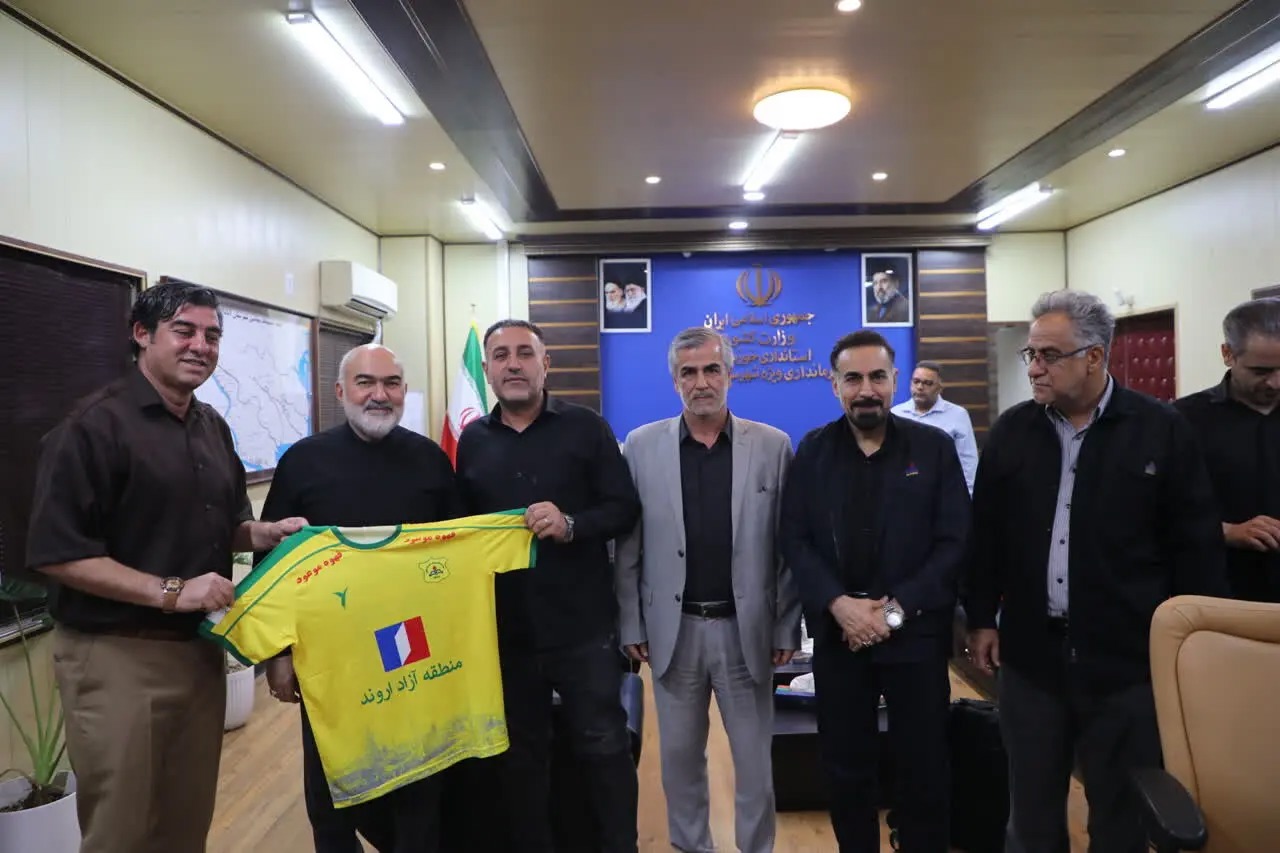 استاندار خوزستان: از همه تیم‌های استان حمایت می‌کنیم