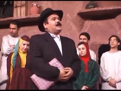 وقتی زنده‌یاد عبدی روی صحنه تئاتر از همسرش تقدیر کرد