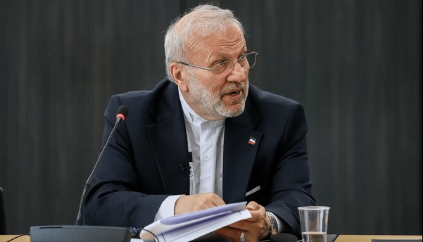 منوچهر متکی: کاربرد جدی دیپلماسی رمزگشایی از دشمن است