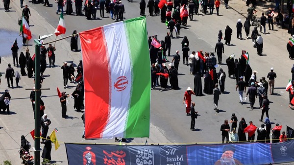 دریاسالار فرانسوی: ترامپ عزت‌نفس ایرانی‌ها را دست‌کم گرفت