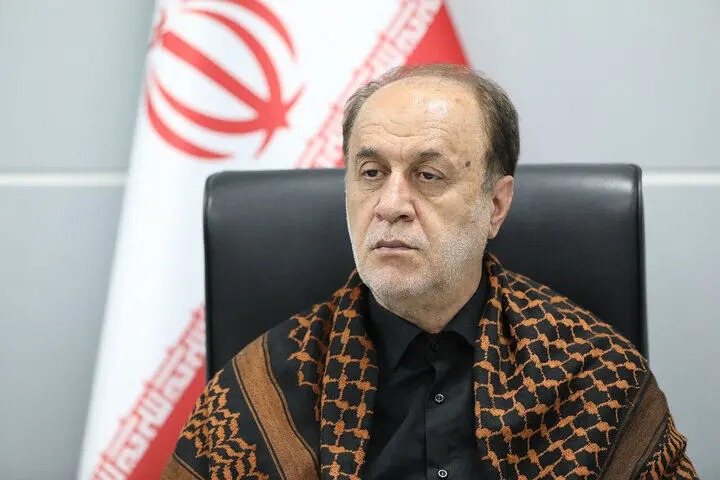 حاجی بابایی: به صلاح نیست درباره بنزین گامی برداشته شود که بتواند وضعیت جامعه را به هم بزند
