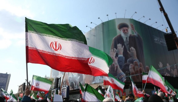 بلومبرگ: ایران راه‌های زیادی برای تلافیِ تحریم‌های آمریکا دارد | آخرین خبر