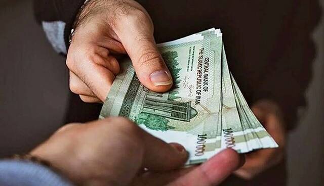 کف و سقف حقوق کارکنان دولت چقدر است؟  | آخرین خبر