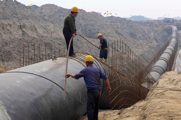 لزوم توقف طرح‌های انتقال آب و سدسازی در بالادست خوزستان تا تکمیل مطالعات