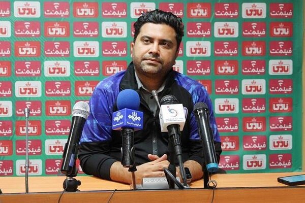 هواداران نفت به جذابیت بازی کمک کردند