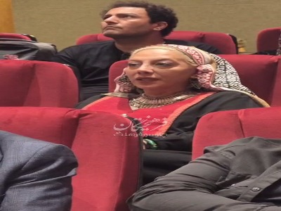 اشک‌های واله داودنژاد در بزرگداشت پدرش