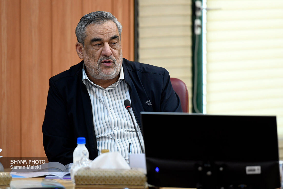 خبر منتشرشده درباره «قرارداد فروش نفت با مجوز وزیر نفت» را تکذیب می‌کنم