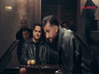 اون پشت بُکُش بُکُش بود دیگه…