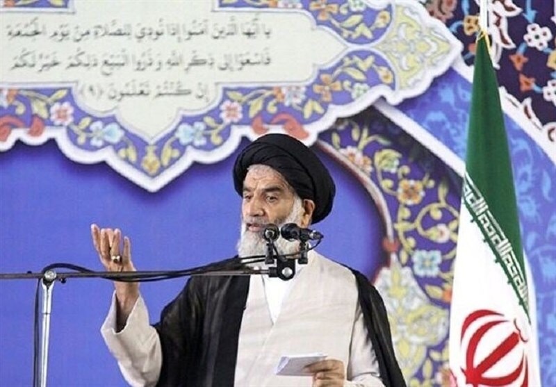 حفظ وحدت ملی راهکار اصلی مقابله با دشمن است