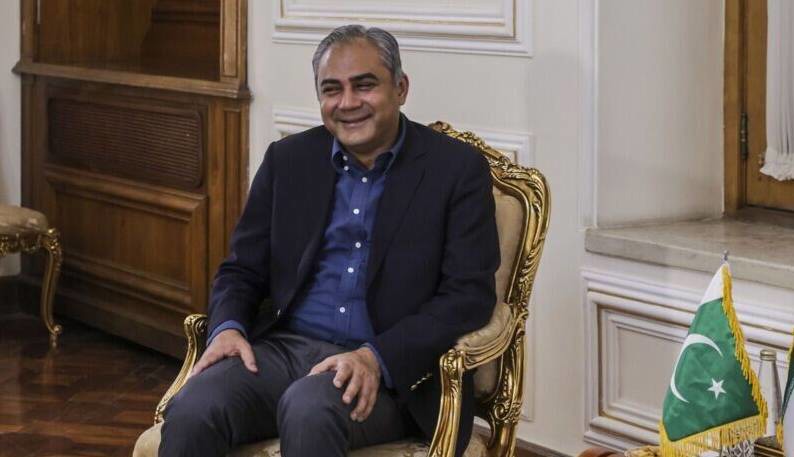 وزیر کشور پاکستان راهی ایران شد