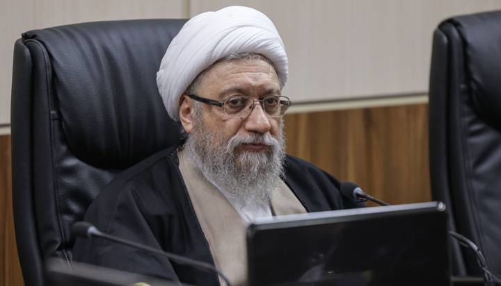 آملی لاریجانی: مواضع صریح و انقلابی رئیس‌جمهور فریاد ملت مظلوم و مقتدر ایران بود