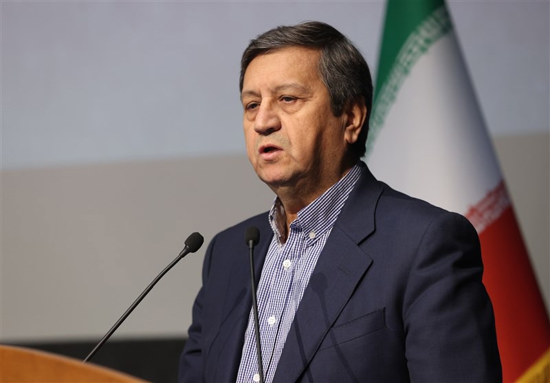 رئیس کل بانک مرکزی: حمایت از تولید باید همزمان با کنترل تورم انجام شود