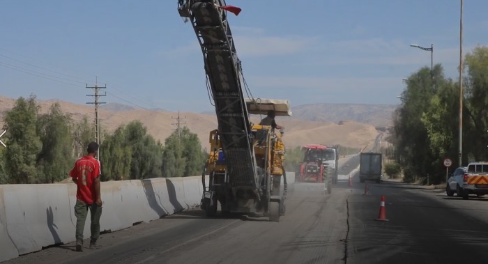 اجرای طرح بهسازی محور باغملک به ایذه در استان خوزستان