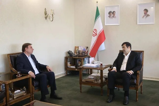 دیدار استاندار بوشهر با وزیر ورزش و جوانان
