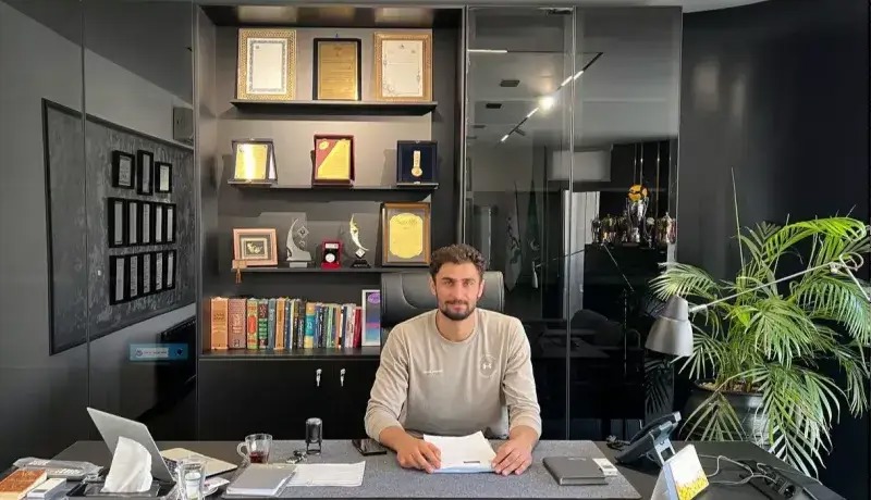 فسخ ملی‌پوش والیبال و انتخاب یک تیم جدید